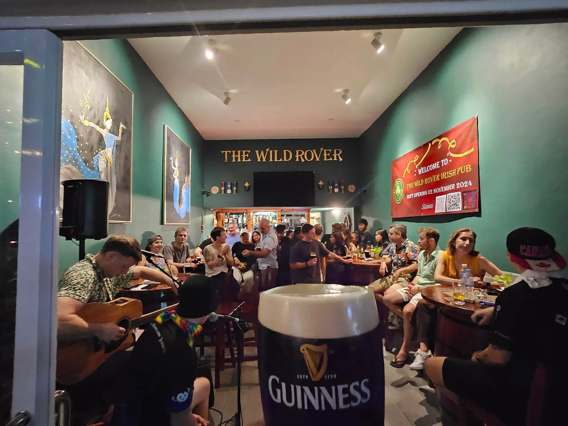 Irish Pub Phnom Penh – Open Daily